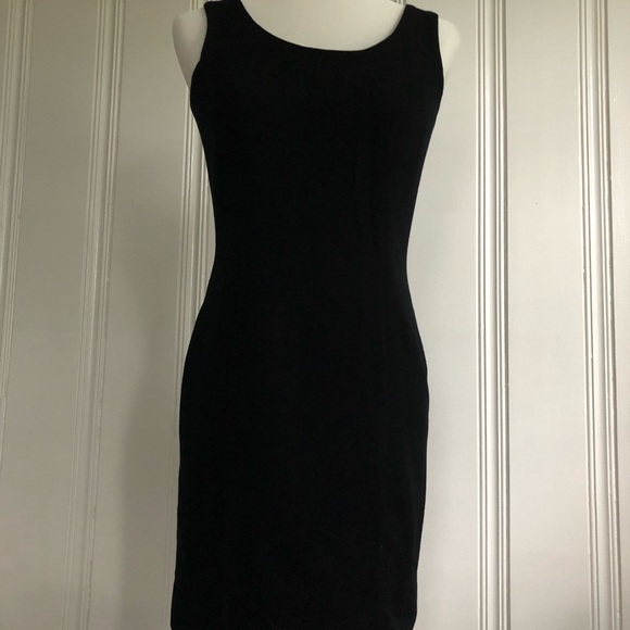 Gianni petite black v-neck dress - Picture 1 of 5